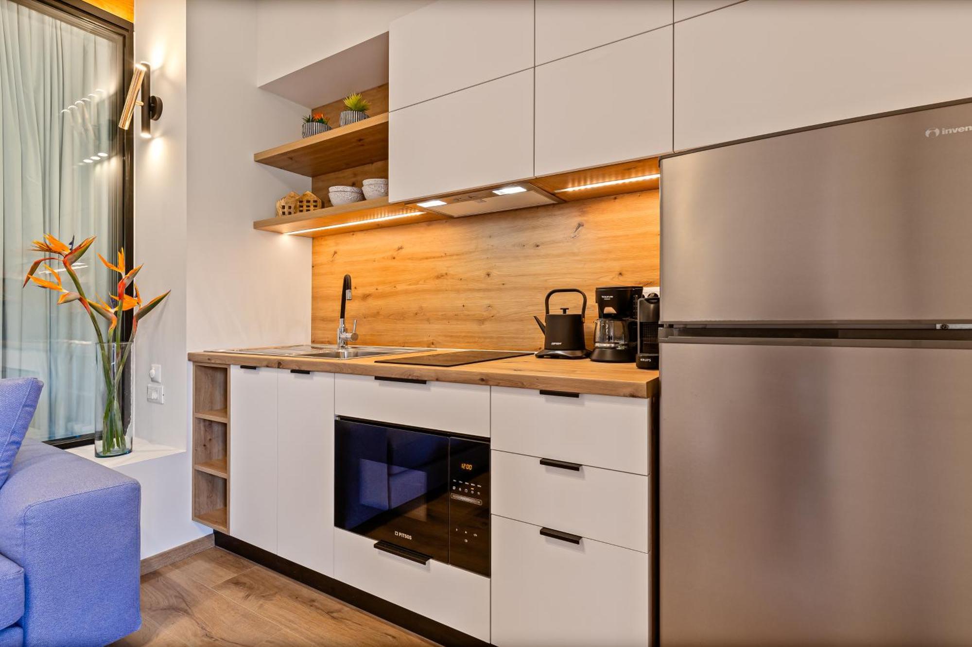 Lola Apartments Liapades Exteriör bild